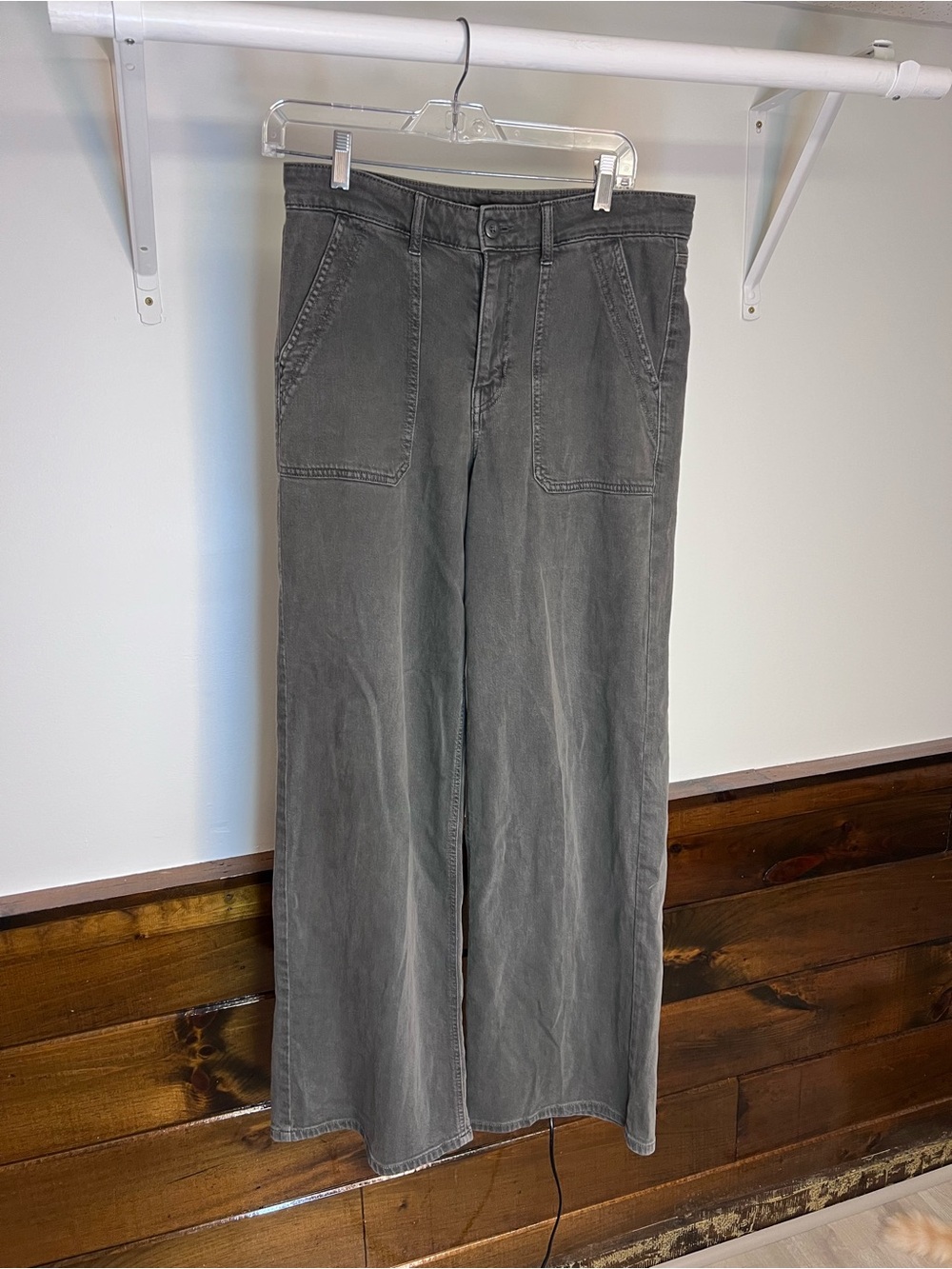 AEO Super High Rise Baggy Wide-Leg Pants in Brown- 8
